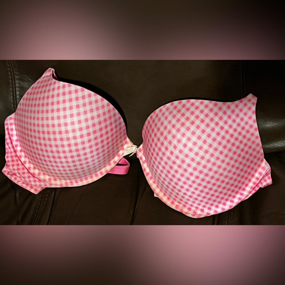 VICTORIA SECRETS PUSH UP BRA 36D